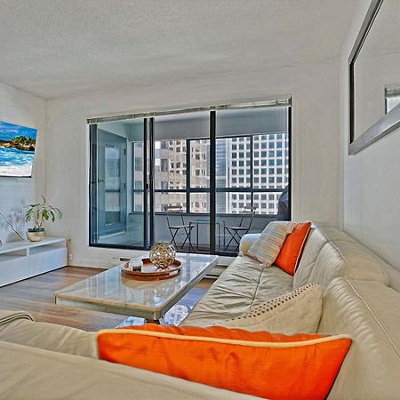 Prime Location Stylish Two-Bedroom Apartment Overlooking Downtown Βανκούβερ Εξωτερικό φωτογραφία